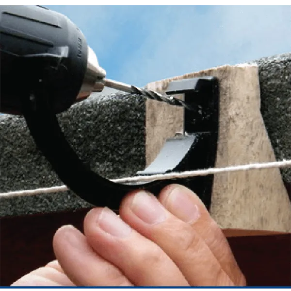 How Far Apart Should Fascia Brackets Be Fixed?